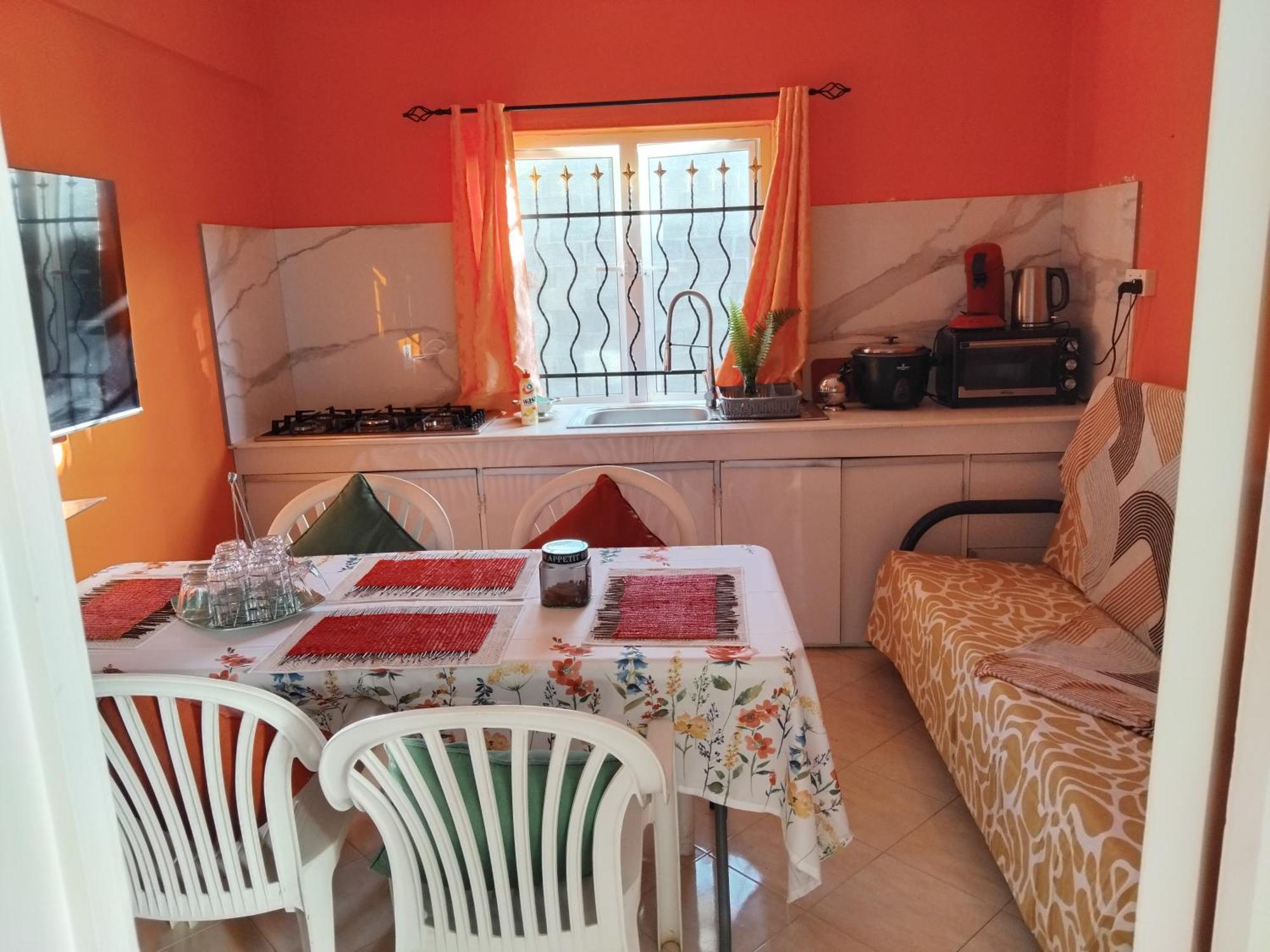 Coco, Apartment Grand Baie